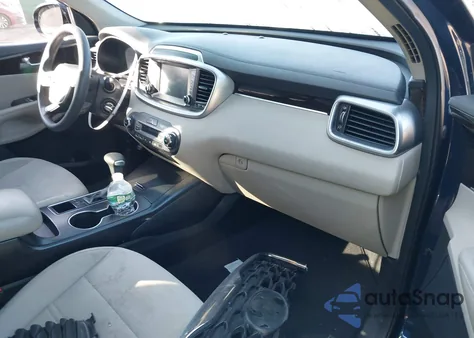 2019 Kia Sorento 3.3L Lx из США, поврежденный, VIN 5XYPGDA50KG479917